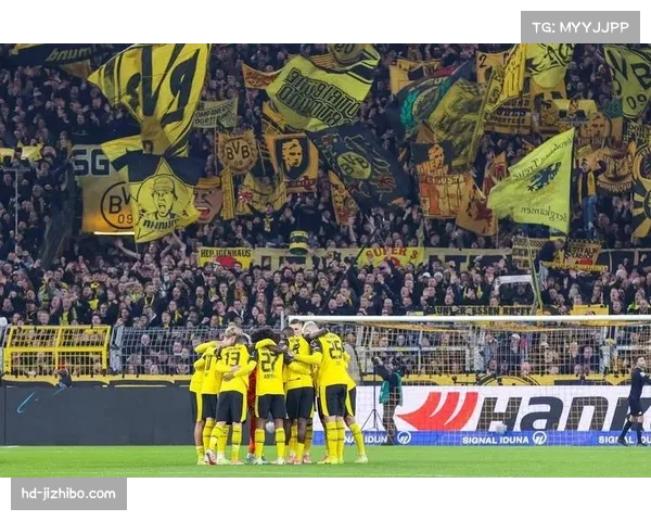 官方：本菲卡对阵米兰比赛中，球迷投掷杂物导致比赛中断5分钟